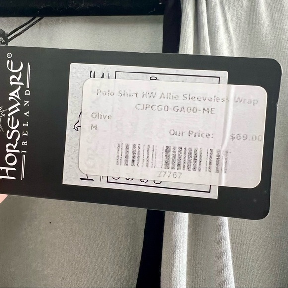 NWT - Equine Riding Top - Picture 9 of 10